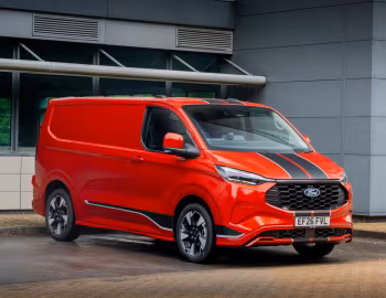 Ford Transit Custom Sport Plug-in Hybrid Van [UK-spec] '2024–pr.