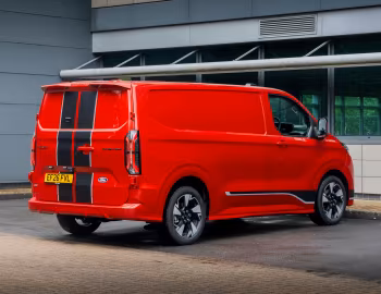 Ford Transit Custom Sport Plug-in Hybrid Van [UK-spec] '2024–pr.