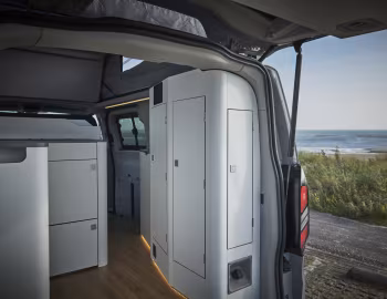 Ambos Ford Transit Custom Westfalia Nugget Titanium Plug-in Hybrid L2 [EU-spec] '2024–????