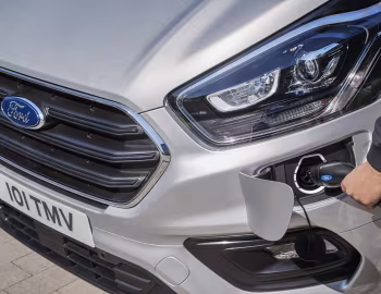 Ford Transit Custom Trend PHEV LWB [EU-spec] '2018–pr.