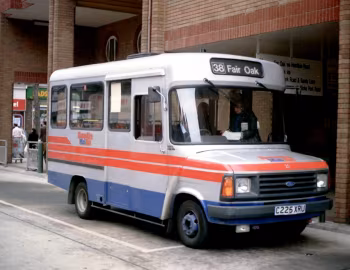 Ford Transit FT 190 D Robin Hood [UK-spec] (B16F) '1985–86