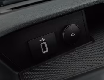 Interior Ford Transit Furgão L2H3 [Latam] '2022–24