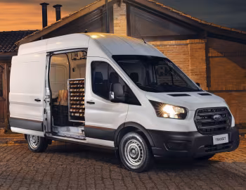 Ford Transit Furgão L2H2 [Latam] '2022–24