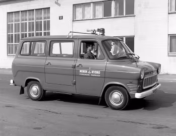 Ford Transit SWB Bus '1971–75