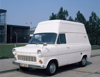 Ford Transit SWB High Roof Van [UK-spec] '1971–75