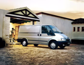 Ford Transit Low Roof Van (V185) '2000–06