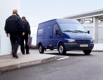 Ford Transit Mid-Roof Van '2000–06