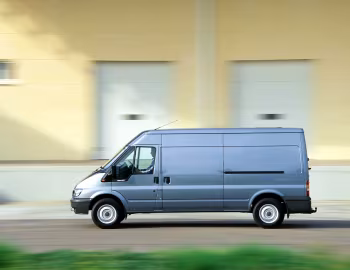 Ford Transit Mid-Roof Van '2000–06