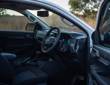 Interior Ulterio Motiv Ford Ranger 6×4 '2024–pr.