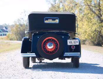 Ford V8 Drophead Coupe by Carlton [UK-spec] '1932