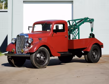 1936 Ford Model 51 Tow Truck (810)