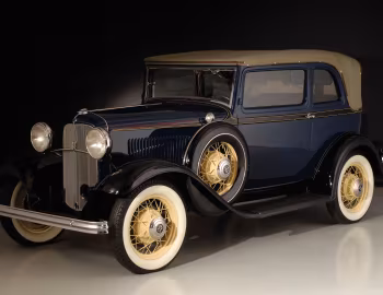 1932 Ford V8 Convertible Sedan (18-400)