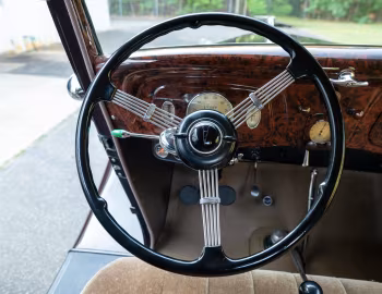 Panel frontal 1934 Ford V8 Deluxe 3-window Coupe (40-720)