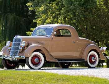 1935 Ford V8 Deluxe 3-window Coupe (#18-1974396)