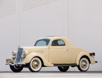 1935 Ford V8 Deluxe 3-window Coupe (#18-3004176)