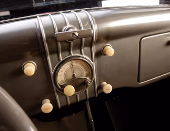 Intérieur 1935 Ford V8 Deluxe 3-window Coupe [Canada] (#18C-10178)