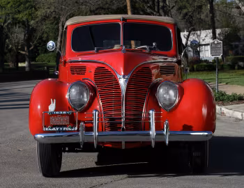 1938 Ford V8 Deluxe Convertible Coupe (81A-760A)