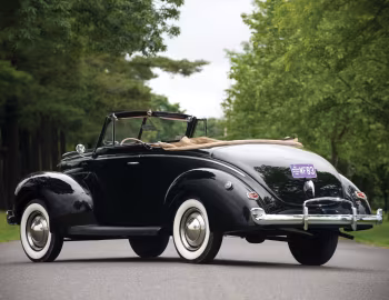 1940 Ford V8 Deluxe Convertible Coupe (01A-66)