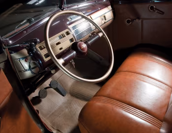Intérieur 1940 Ford V8 Deluxe Convertible Coupe (01A-66)