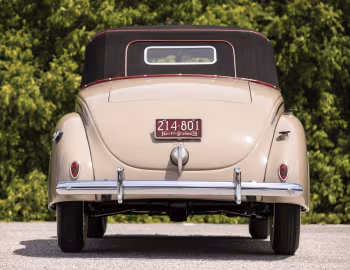 1939 Ford V8 Deluxe Convertible Coupe (91A-76)