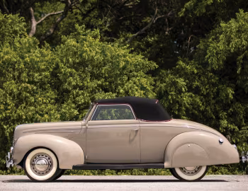 1939 Ford V8 Deluxe Convertible Coupe (91A-76)
