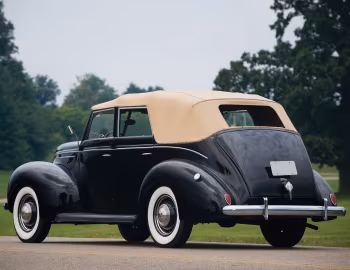 1939 Ford V8 Deluxe Convertible Sedan (91A-74)