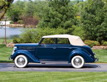 1936 Ford V8 Deluxe Convertible Sedan (68-740)