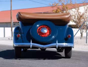 1935 Ford V8 Deluxe Phaeton (48-750)