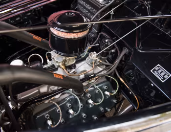 Bajo el capó 1938 Ford V8 Deluxe Phaeton (81A-750)