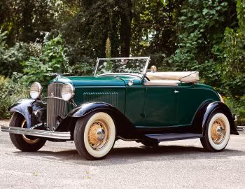 1932 Ford V8 Deluxe Roadster (18-40)