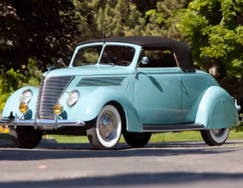 1937 Ford V8 Deluxe Roadster (78-710)