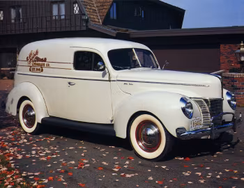 1940 Ford V8 Deluxe Sedan Delivery (01A-78)