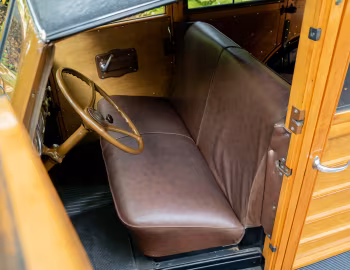 Interior 1937 Ford V8 Deluxe Station Wagon (78-790)