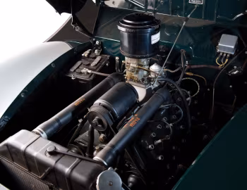Bajo el capó 1939 Ford V8 Deluxe Station Wagon (91A-79)