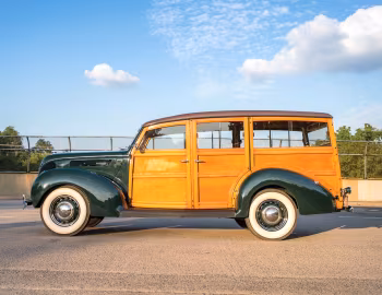 1938 Ford V8 Deluxe Station Wagon (81A-790)