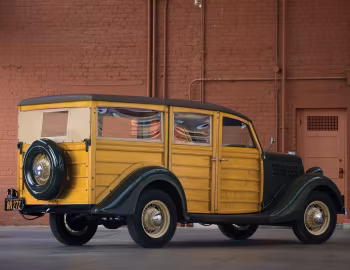 1935 Ford V8 Deluxe Station Wagon (48-790)