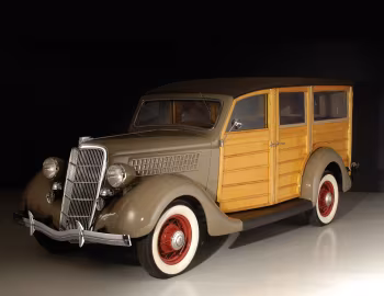 1935 Ford V8 Deluxe Station Wagon (48-790)