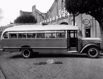 1940 Ford V8 Model 014T/094T ônibus de carrosserias Grassi [Brazil]