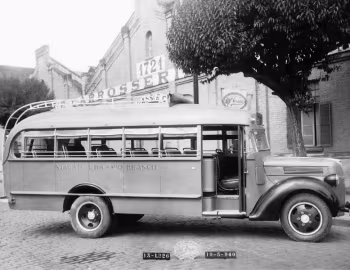 1940 Ford V8 Model 018T/098T ônibus de carrosserias Grassi [Brazil]