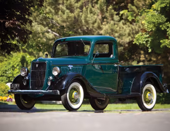 1935 Ford V8 Model 50 Pickup (830)