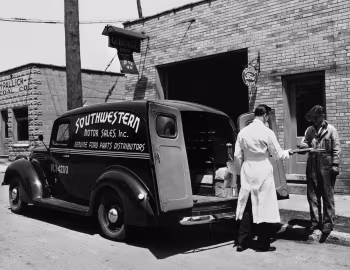 1939 Ford V8 Panel Delivery (91C/922C-82)