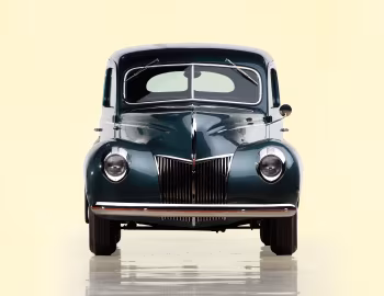1940 Ford V8 Standard Tudor Sedan (70A)