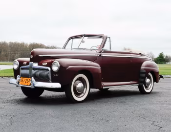 1942 Ford V8 Super Deluxe Convertible Club Coupe (21A-76)