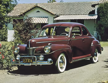 1941 Ford V8 Super Deluxe 5-window Coupe (11A-77B)