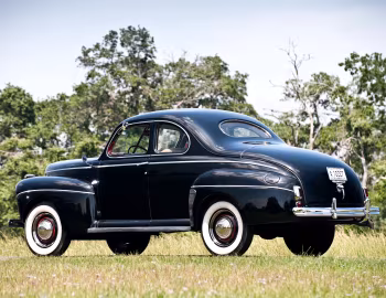 1941 Ford V8 Super Deluxe 5-window Coupe (11A-77B)