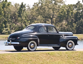 1946 Ford V8 Super Deluxe Business Coupe (69A-77B) '1945–46