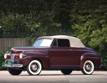 1941 Ford V8 Super Deluxe Convertible Coupe (11A-76)
