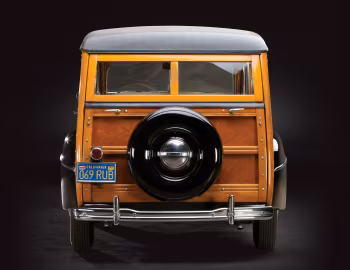 1948 Ford V8 Super Deluxe Station Wagon (89A-79B)