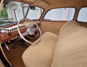 Panel frontal 1941 Ford V8 Super Deluxe Tudor Sedan (11A-70B)
