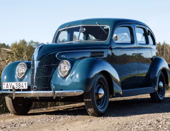 1939 Ford-Vairogs V8 Standard Fordor Sedan